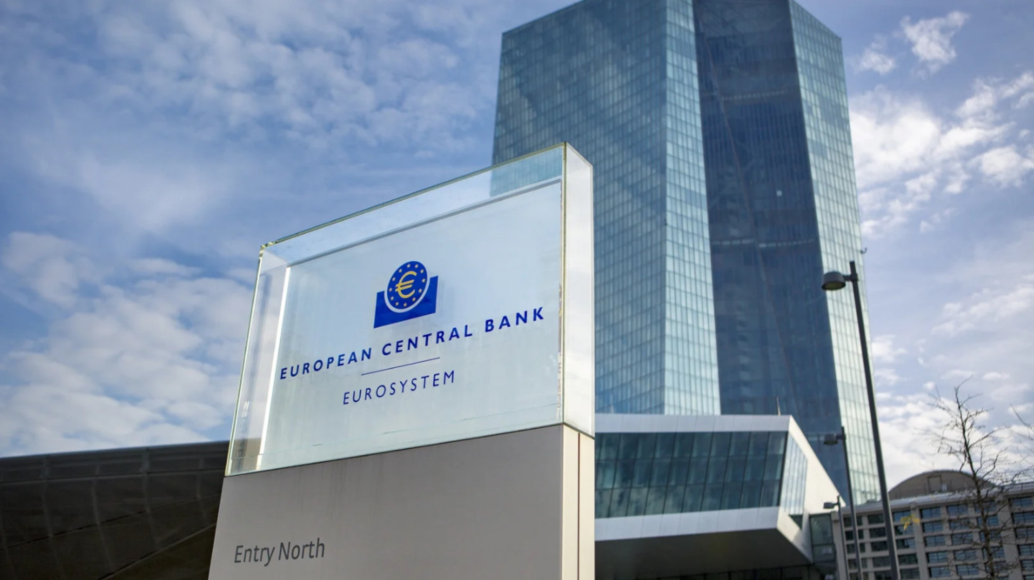 Avrupa Merkez Bankası politika faizini 25 baz puan indirdi